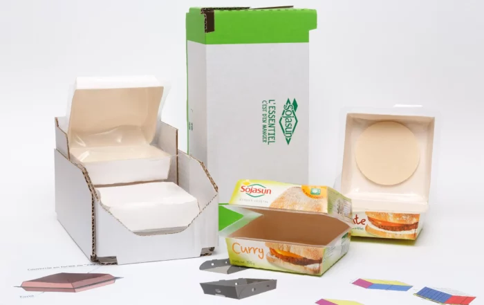 Photo d'une barquette pour les burgers, avec Sojasun